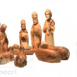 386_4102_olive_wood_nativity_figurines_nsf10h105a