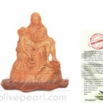118_4067_olivewood_mary_jesus_be5h155a
