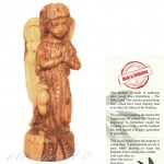 301_4021_olive_wood_angel_praying_a30h18a