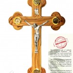 666_3692_olive_wood_catholic_cross_c38h28ca