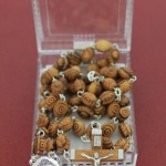 1027_4100_olive_wood_rosary_r19c80wa